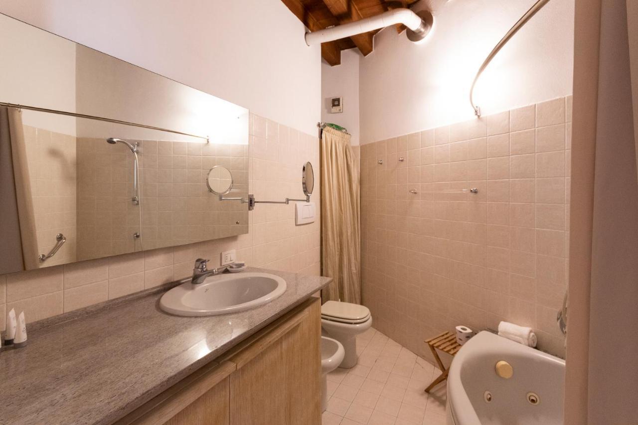 Anfiteatro Apartment In Brera Milano Eksteriør billede