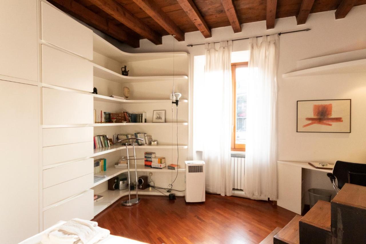Anfiteatro Apartment In Brera Milano Eksteriør billede