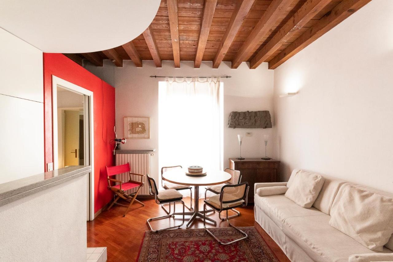 Anfiteatro Apartment In Brera Milano Eksteriør billede