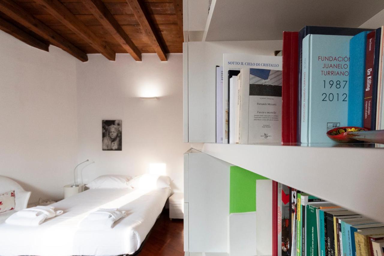 Anfiteatro Apartment In Brera Milano Eksteriør billede
