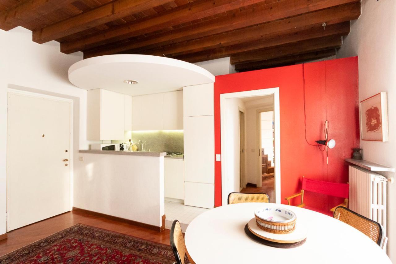 Anfiteatro Apartment In Brera Milano Eksteriør billede