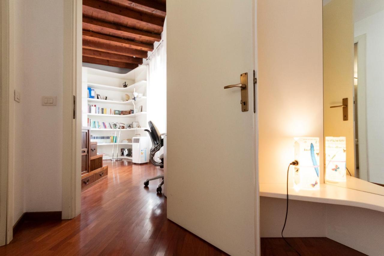 Anfiteatro Apartment In Brera Milano Eksteriør billede