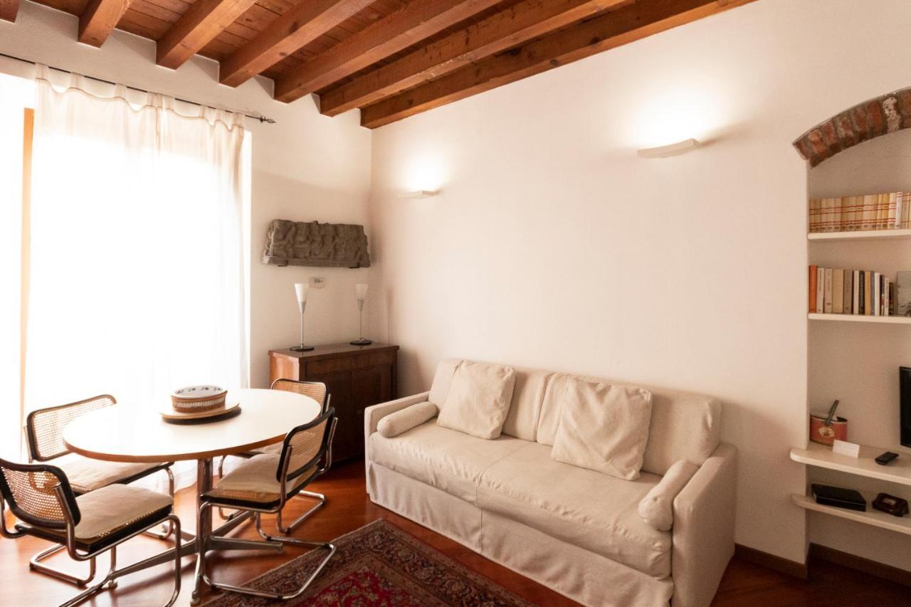 Anfiteatro Apartment In Brera Milano Eksteriør billede