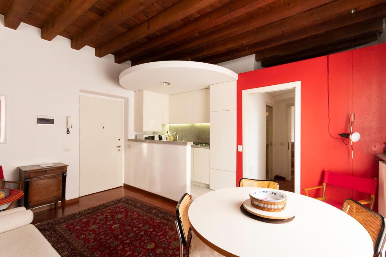 Anfiteatro Apartment In Brera Milano Eksteriør billede